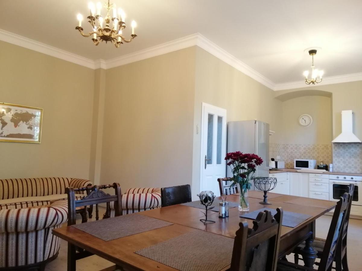 Apartman Fara Vcelakov Экстерьер фото