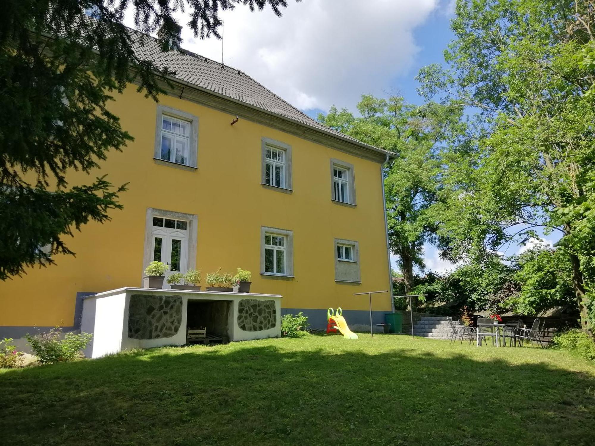 Apartman Fara Vcelakov Экстерьер фото
